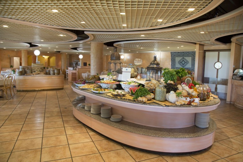 Sant’Elmo Beach Hotel