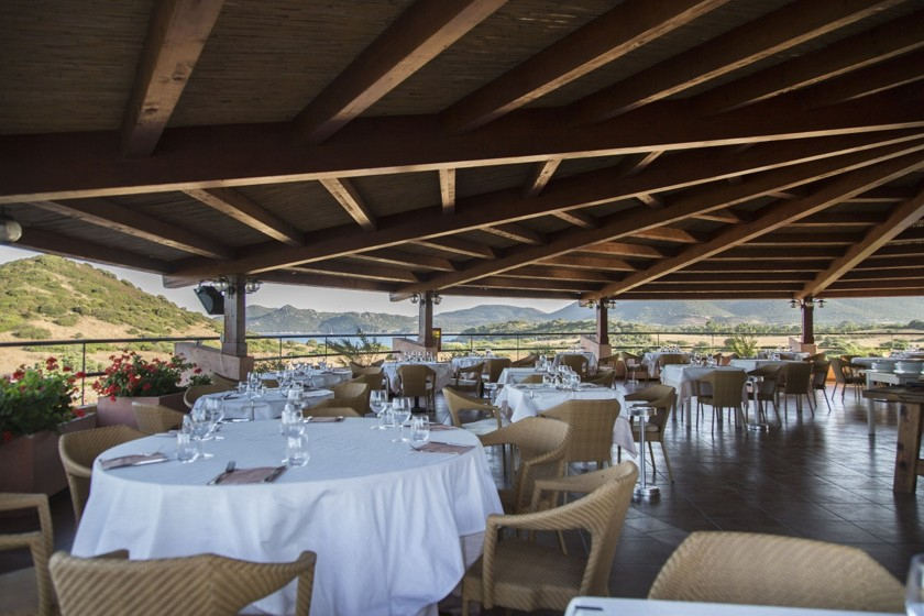 Sant’Elmo Beach Hotel