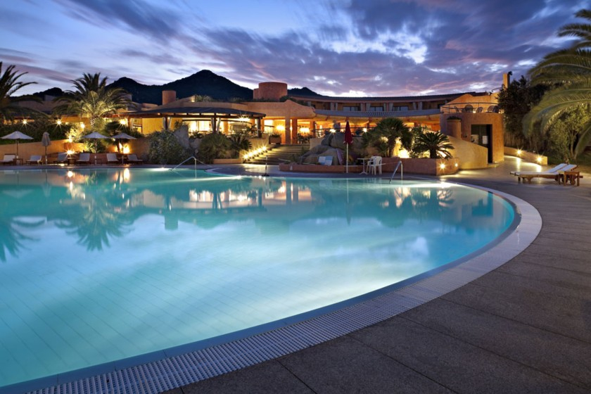 Sant’Elmo Beach Hotel